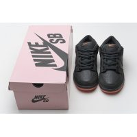 Fake Nike SB Dunk Low Black Pigeon 883232-008