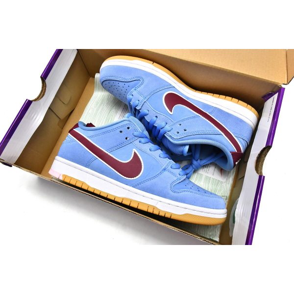 Fake Nike SB Dunk Low Philadelphia Phillies DQ4040-400