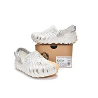 Fake Saleke Bembury x Crocs Pollex Clog Creamy White 207393-1CN 