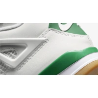 Fake Nike SB x Air Jordan 4 “Pine Green” DR5415-103
