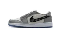 Air Jordan 1 Retro Low Dior CN8608-002
