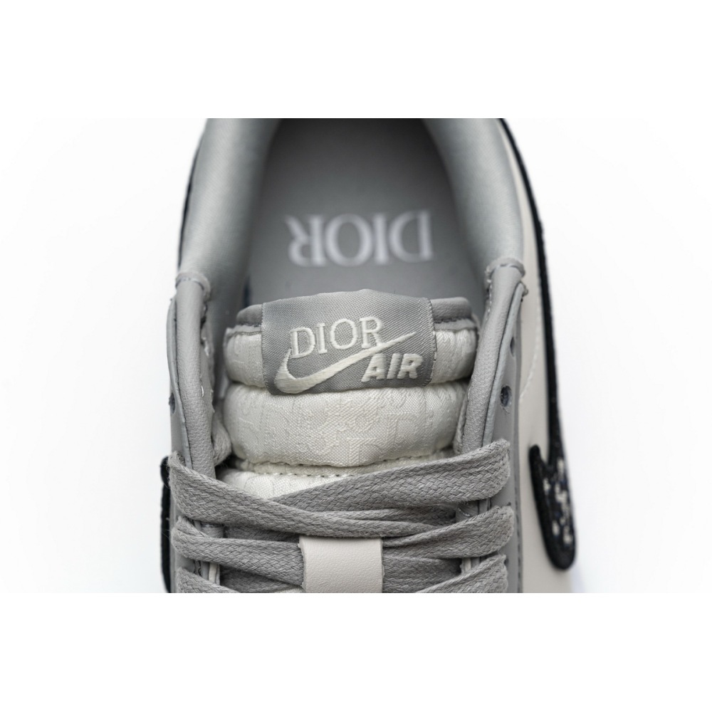 Air Jordan 1 Retro Low Dior CN8608-002