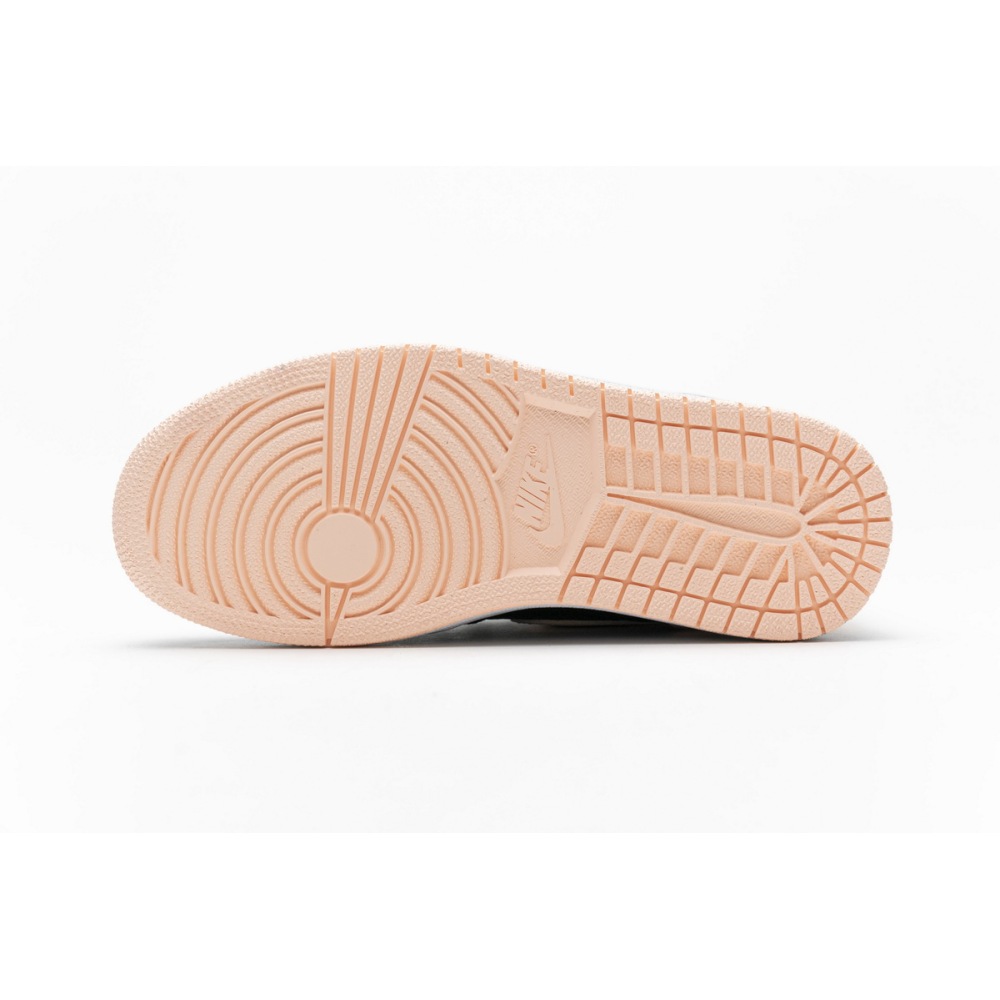 Air Jordan 1 Retro High Black Crimson Tint 555088-081