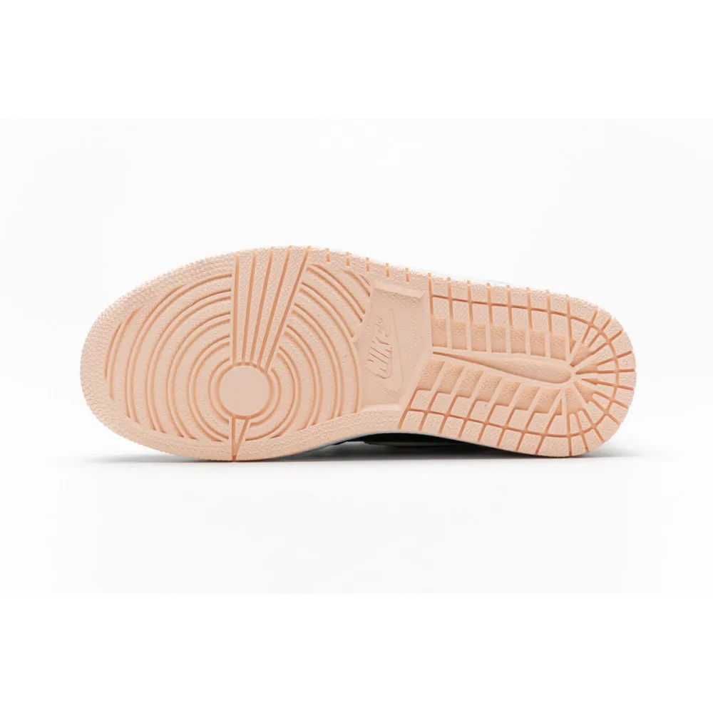 Air Jordan 1 Retro High Black Crimson Tint 555088-081