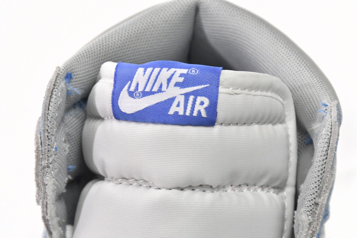 Air Jordan 1 Retro High OG Hyper Royal 555088-402