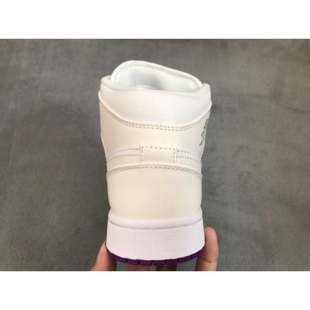 Air Jordan 1 Mid SE White Fuchsia Blast 555112-100