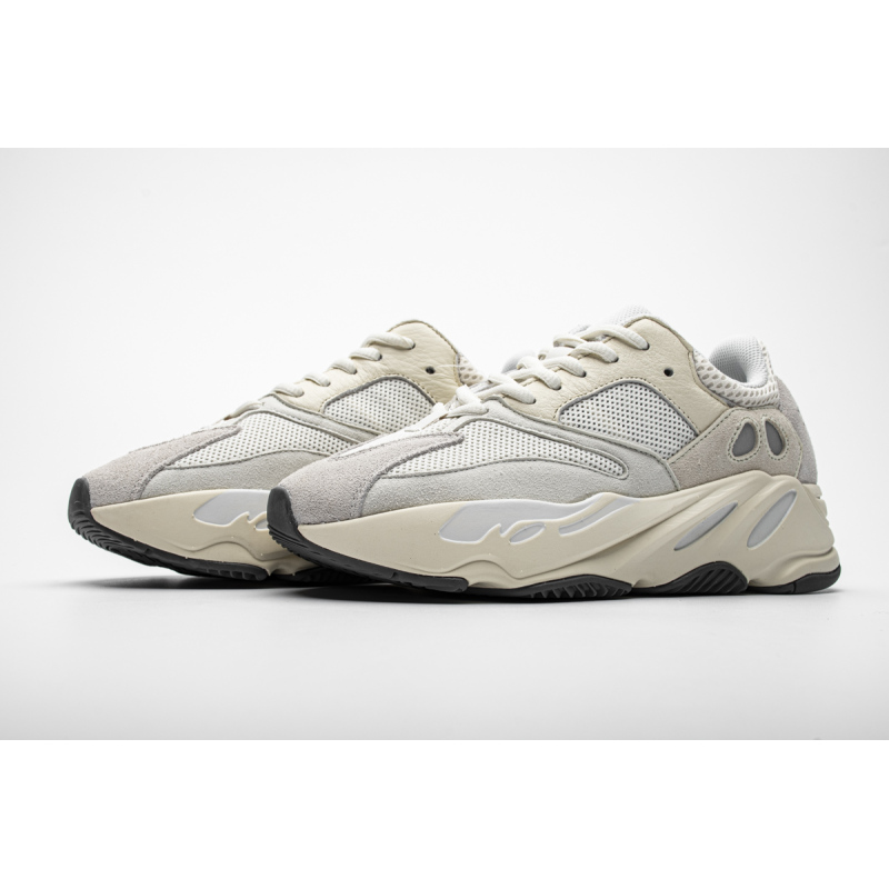 Yeezy Boost 700 Analog EG7596