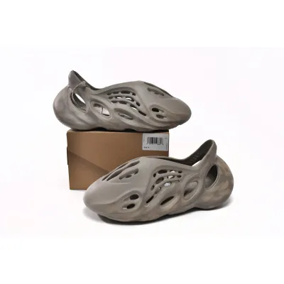 adidas Yeezy Foam Runner Stone Sage GX4472  02