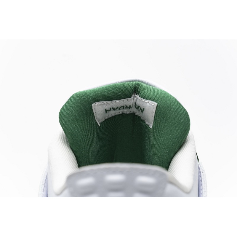Air Jordan 4 Retro “Metallic Green”  CT8527-113