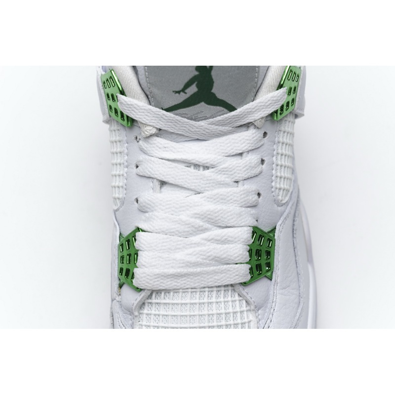 Air Jordan 4 Retro “Metallic Green”  CT8527-113