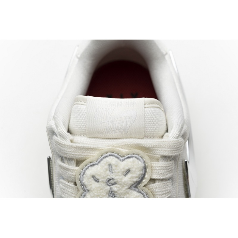 Travis Scott x Nike Air Force 1“Sail”  AQ4211-101