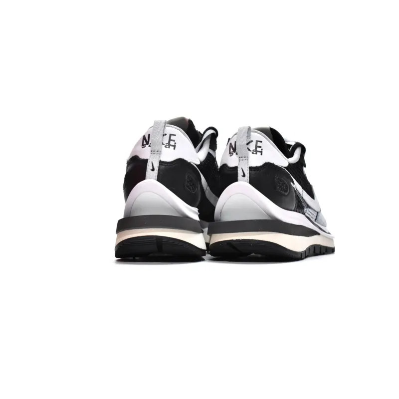 Sacai x Nike Pegasua Vaporfly Black White CV1363-001