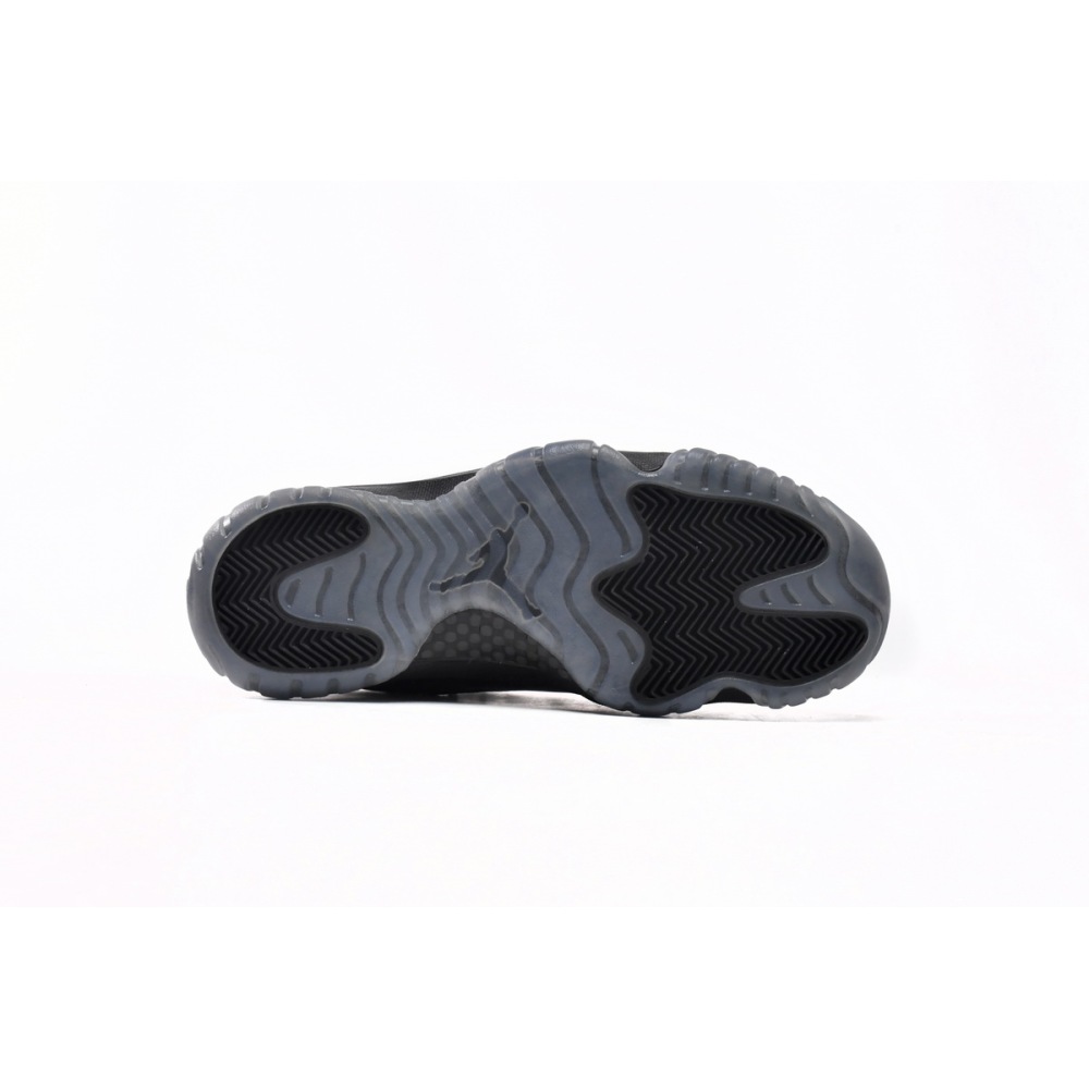 Air Jordan 11  High Retro Cap and Gown 378037-005