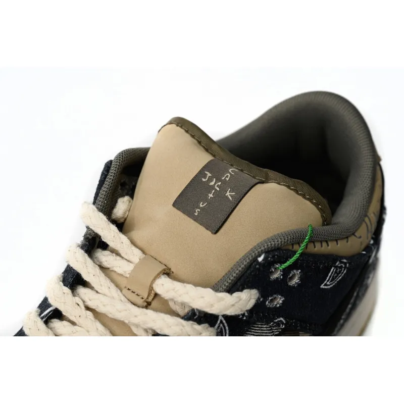 Dope Sneakers Travis Scott x Nike SB Dunk Low CT5053-001 