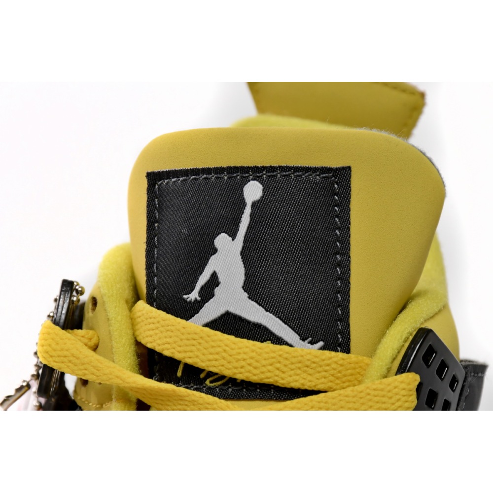  Air Jordan 4 Retro  Lightning CT8527-700（2021）