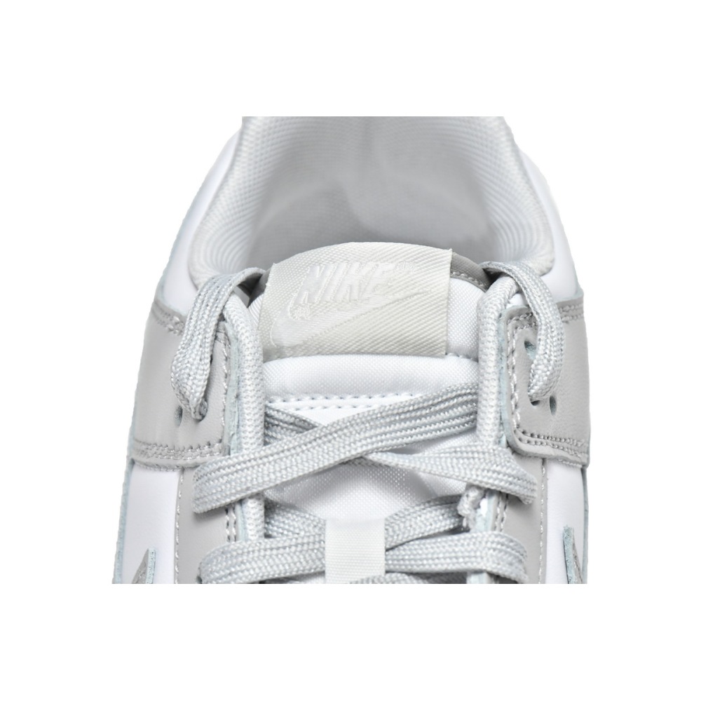 Dope Sneakers Nike Dunk Low Grey Fog DD1391-103