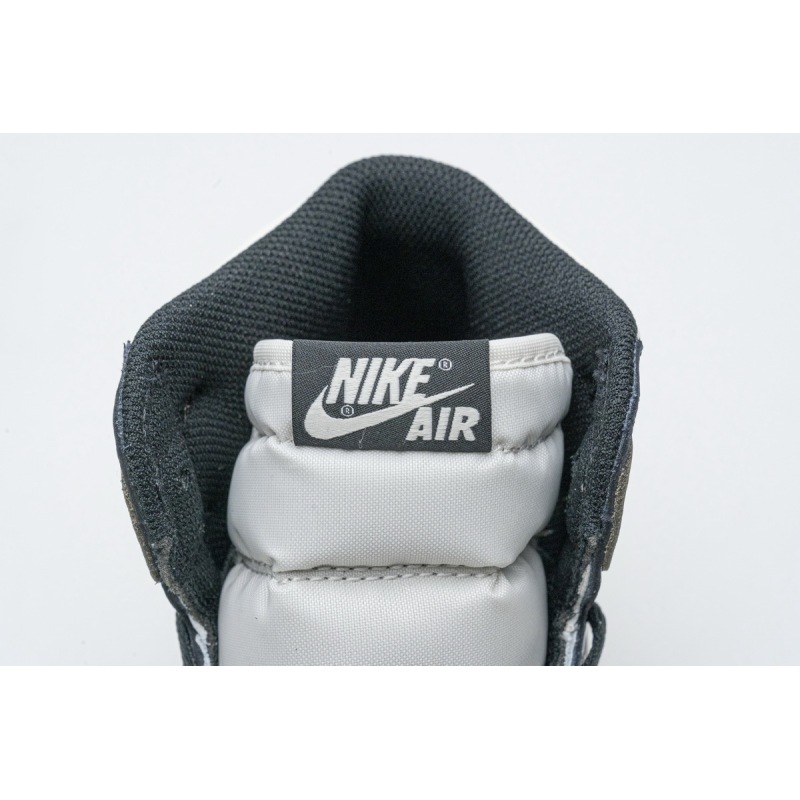 Air Jordan 1 Retro High OG 'Dark Mocha'  555088-105