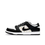Supreme x Nike SB Dunk Low Black Stars DH3228-102 
