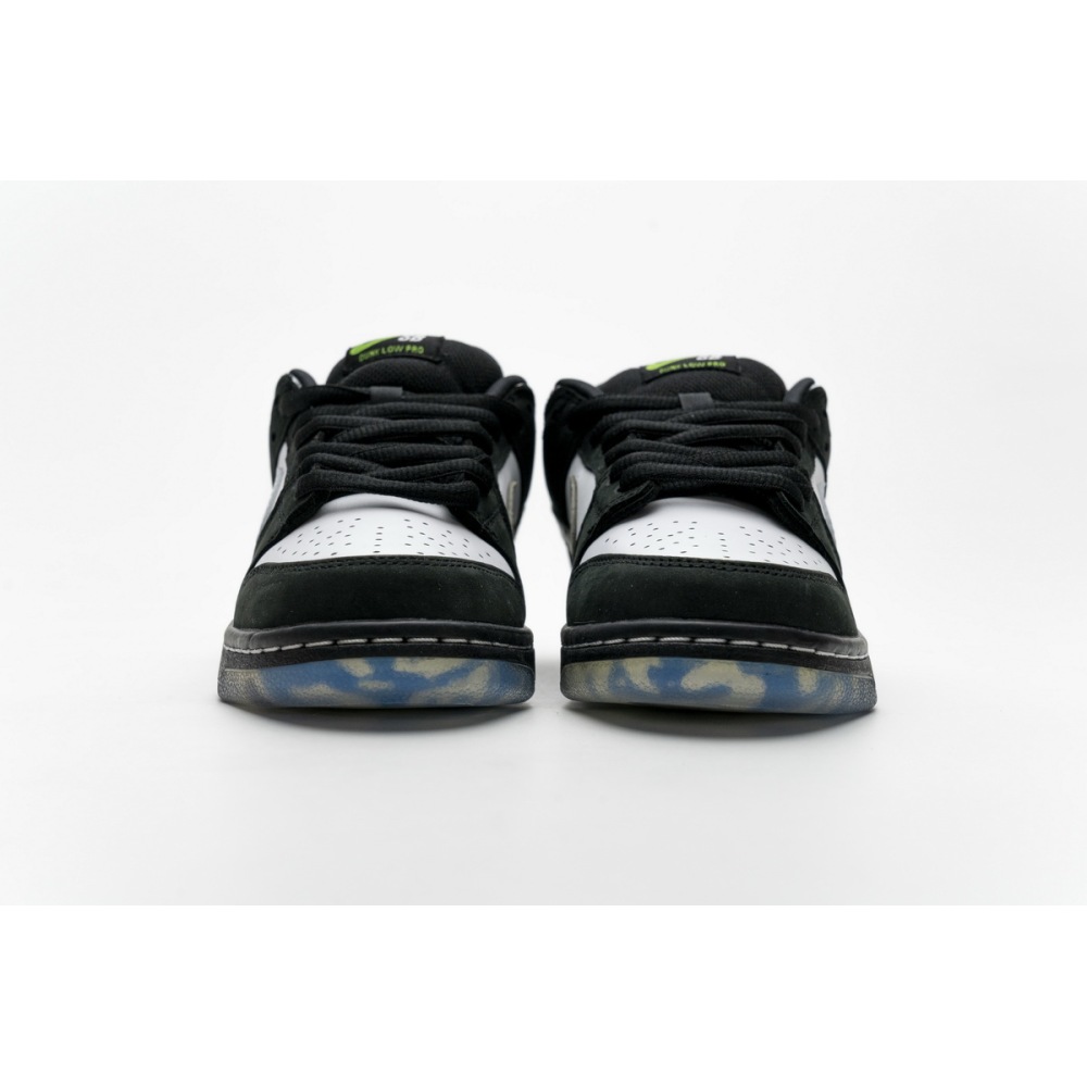 Staple x Nike SB Dunk Low “Panda Pigeon” BV1310-013 