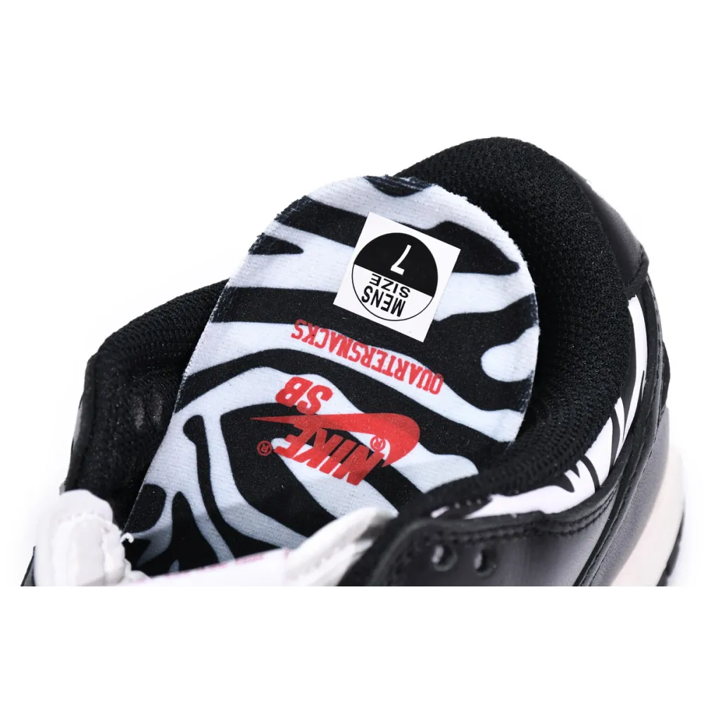 Quartersnacks x Nike SB Dunk Low Zebra  DM3510-001