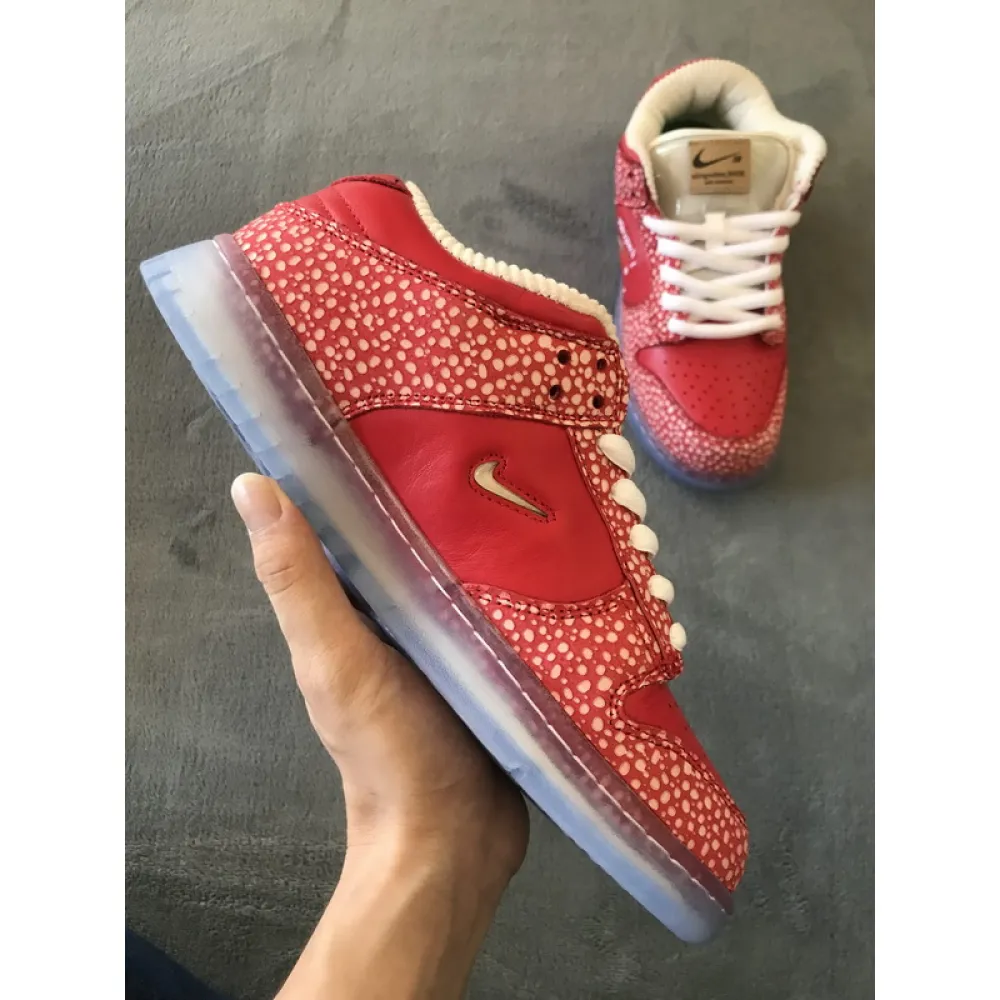 Stingwater x Nike SB Dunk Low OG QS Magic Mushroom DH7650-600