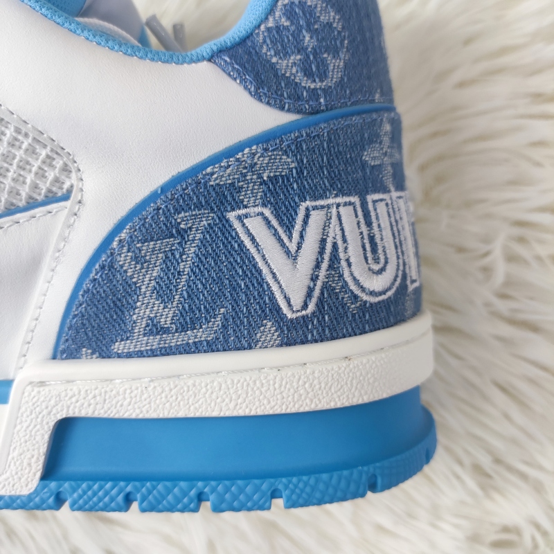 Louis Vuitton Trainer Blue Cloth Surface  GO0232