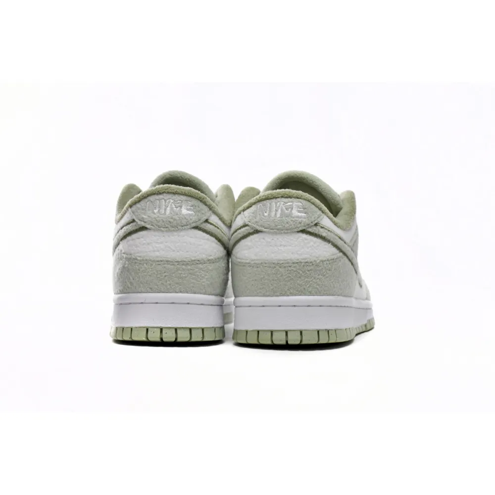 Dunk Low SE "Honeydew" DQ7579-300
