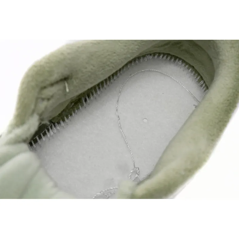 Dunk Low SE "Honeydew" DQ7579-300