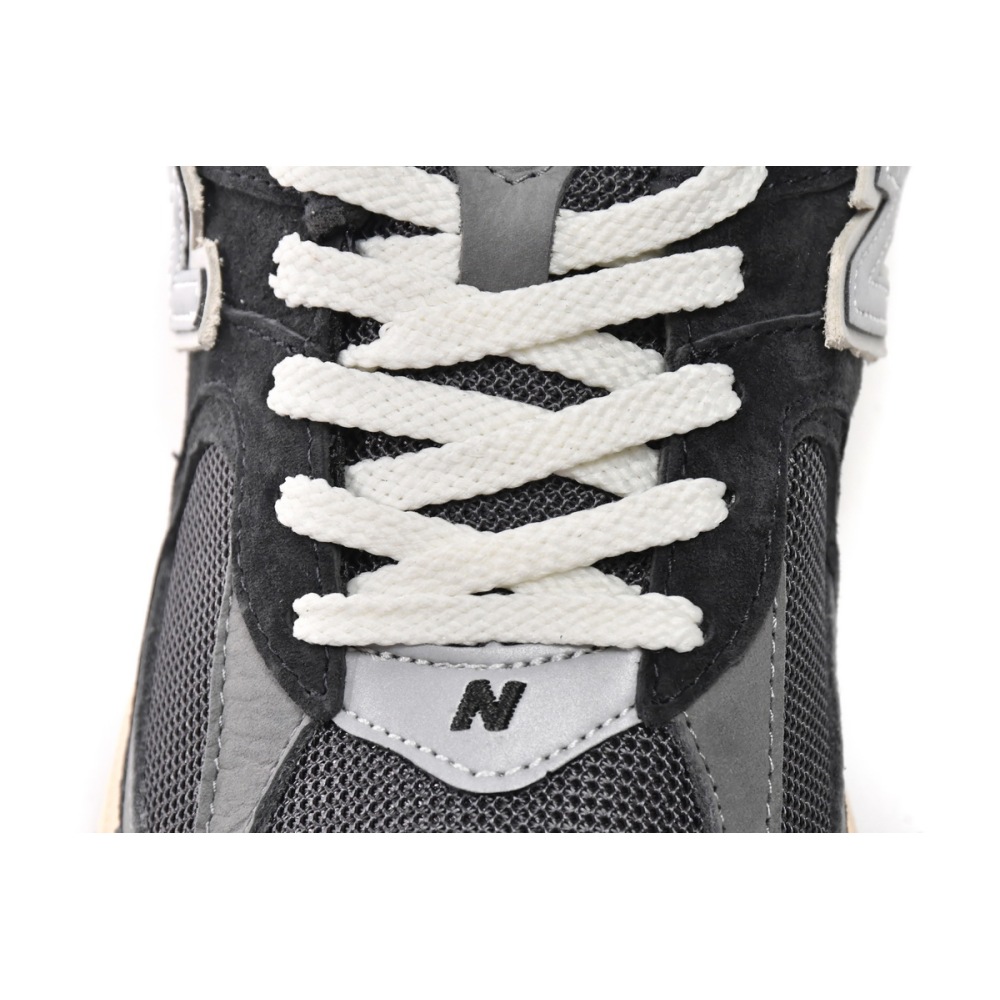 New Balance 2002R Grey Black M2002RHO