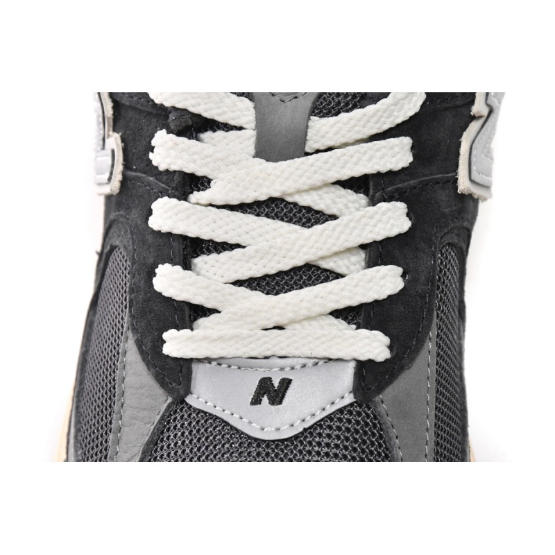 New Balance 2002R Grey Black M2002RHO