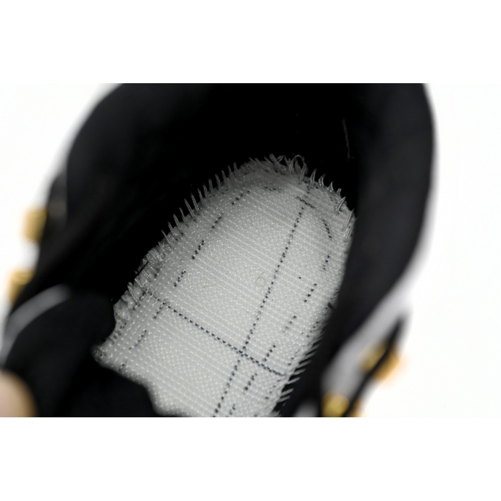 Air Jordan 12 “Royalty” CT8013-170