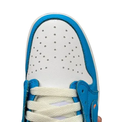 Off White x Air Jordan 1 low “UNC”ZC0790-148 02