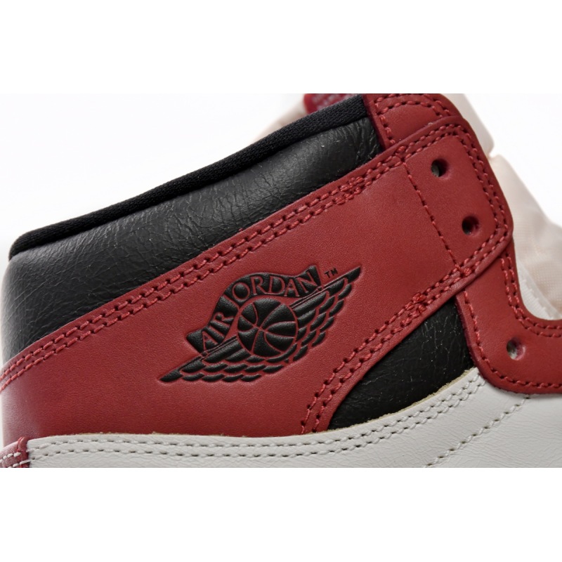 Air Jordan 1 Retro High  Chicago Lost and Found  DZ5485-612