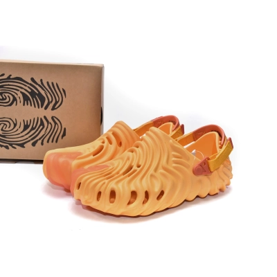 Replica Crocs Pollex Clog by Salehe Bembury Cobbler 207393-83 02