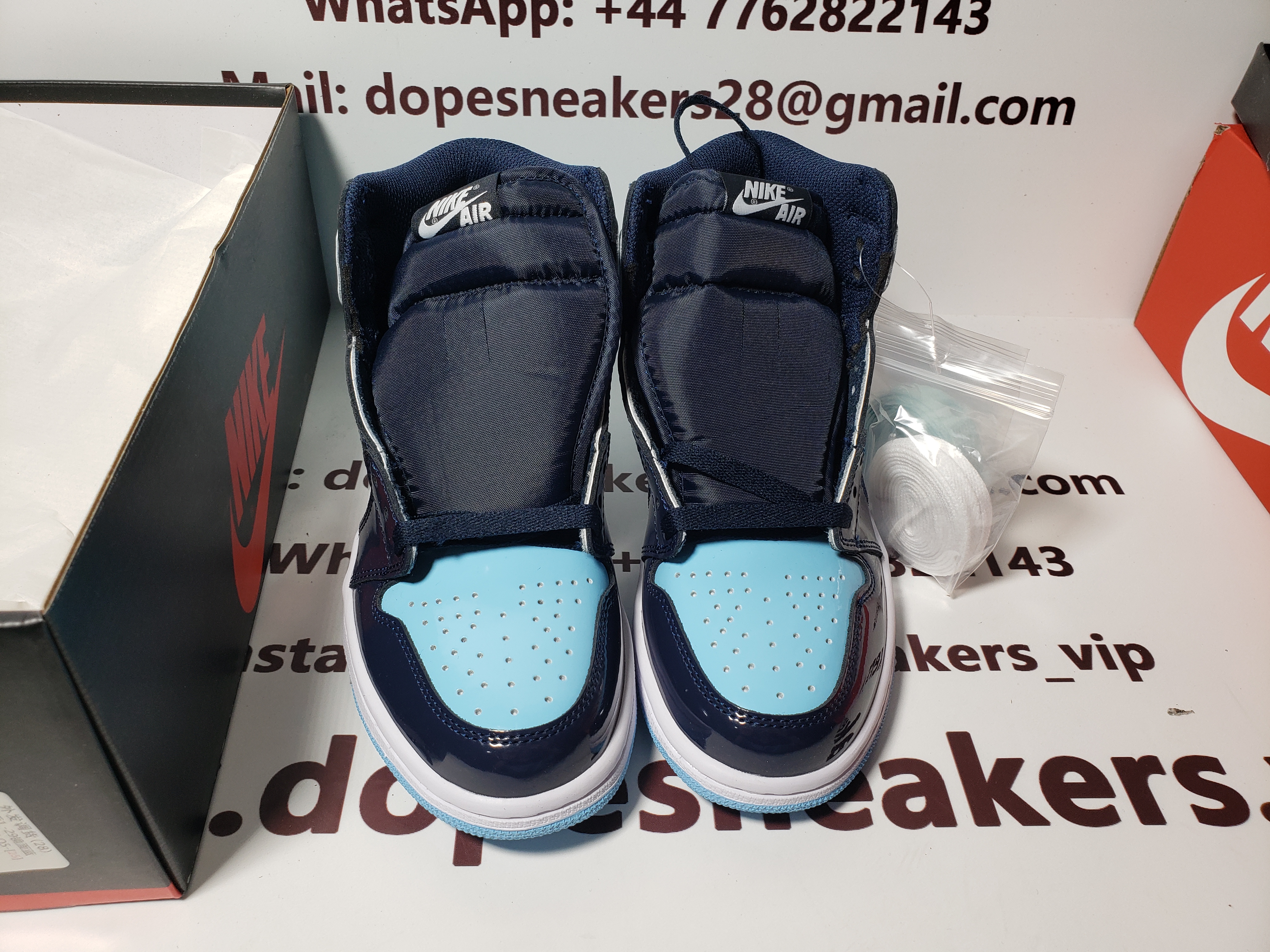 Air Jordan 1 Retro High OG 'UNC Patent' CD0461-401