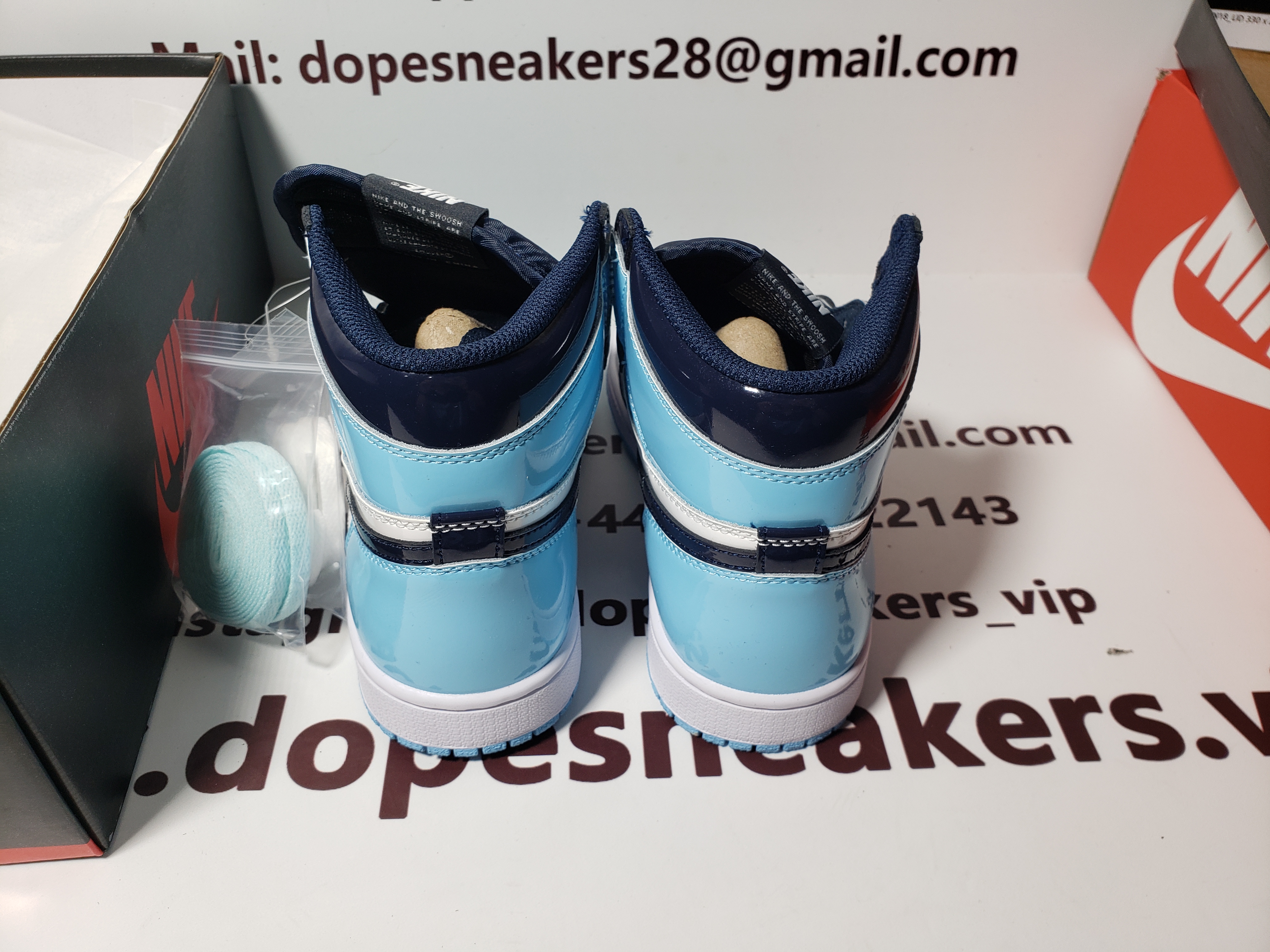 Air Jordan 1 Retro High OG 'UNC Patent' CD0461-401
