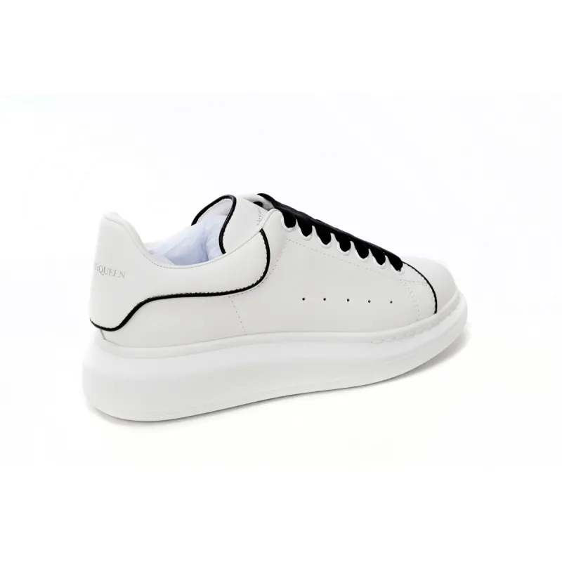 Alexander McQueen Sneaker Black Line