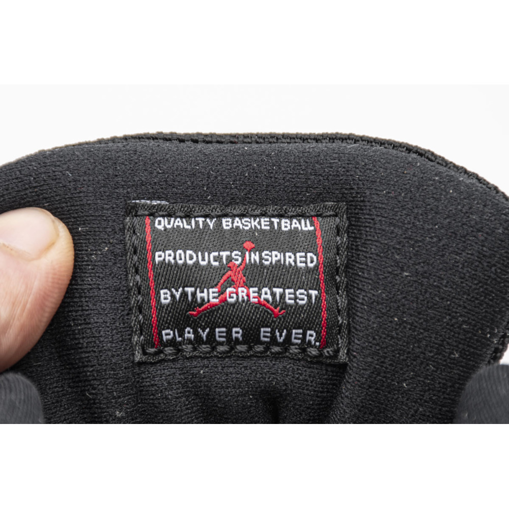  Air Jordan 11 High Retro “Bred 2019”  378037-061