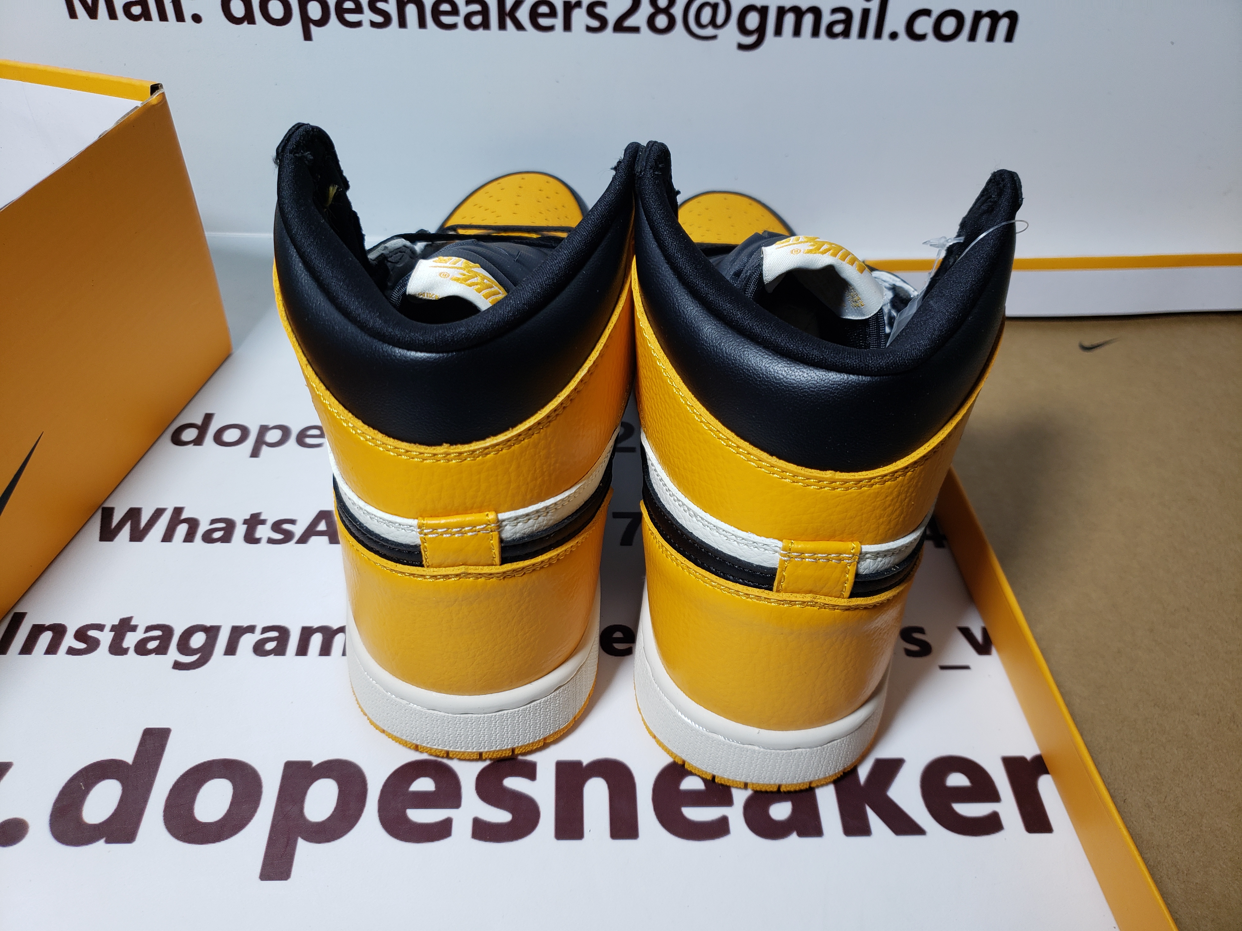 Air Jordan 1 High OG Yellow Toe T 555088-711