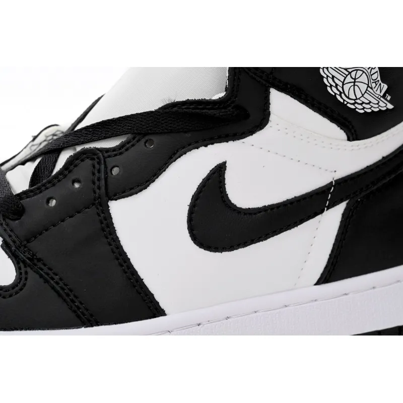 Air Jordan 1 Retro High OG Black White 555088-010