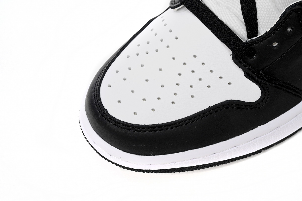 Air Jordan 1 Retro High OG Black White 555088-010