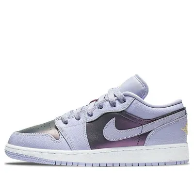 Air Jordan 1 Low Oxygen Purple 554723-505 01
