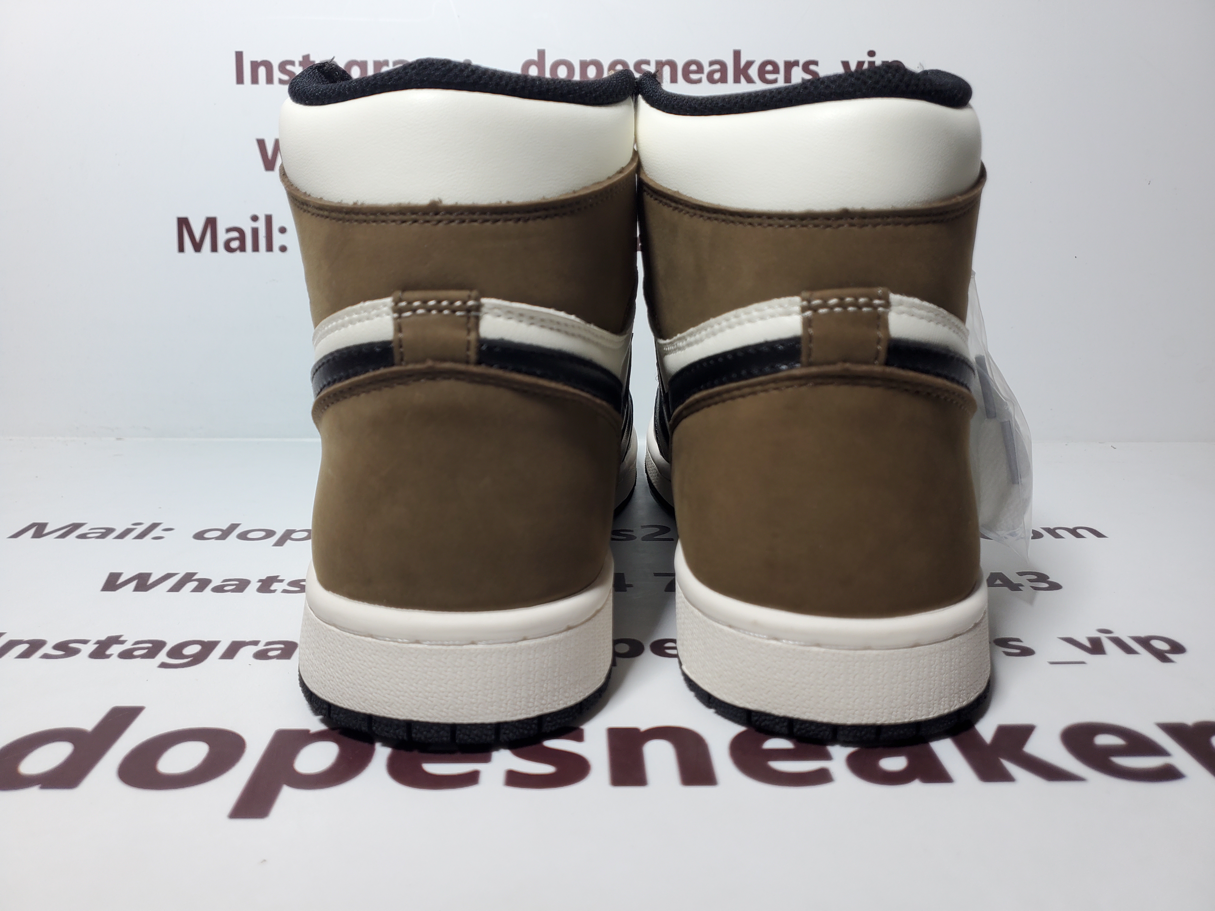 (OG)Air Jordan 1 Retro High OG Dark Mocha 555088-105