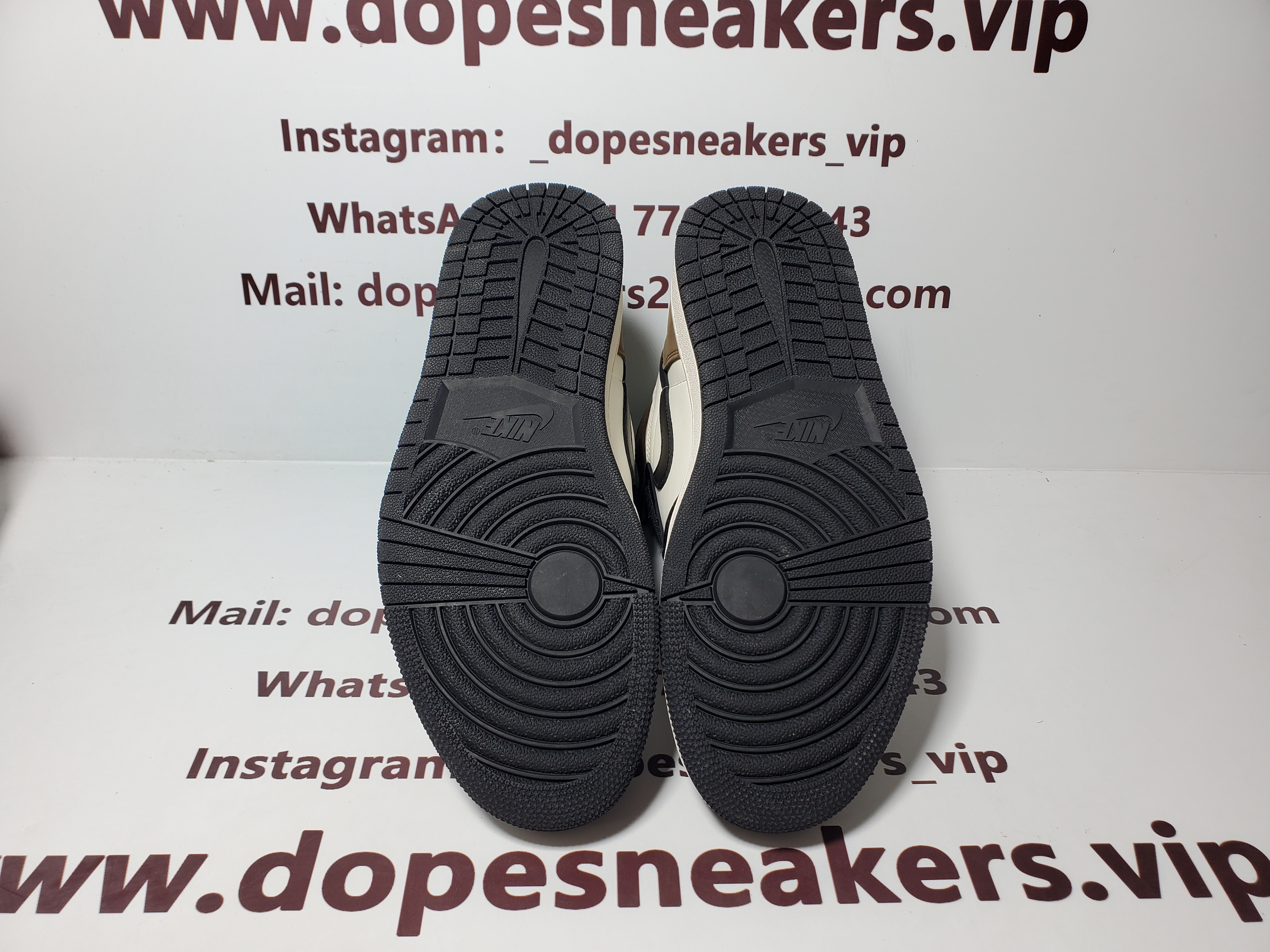 (OG)Air Jordan 1 Retro High OG Dark Mocha 555088-105