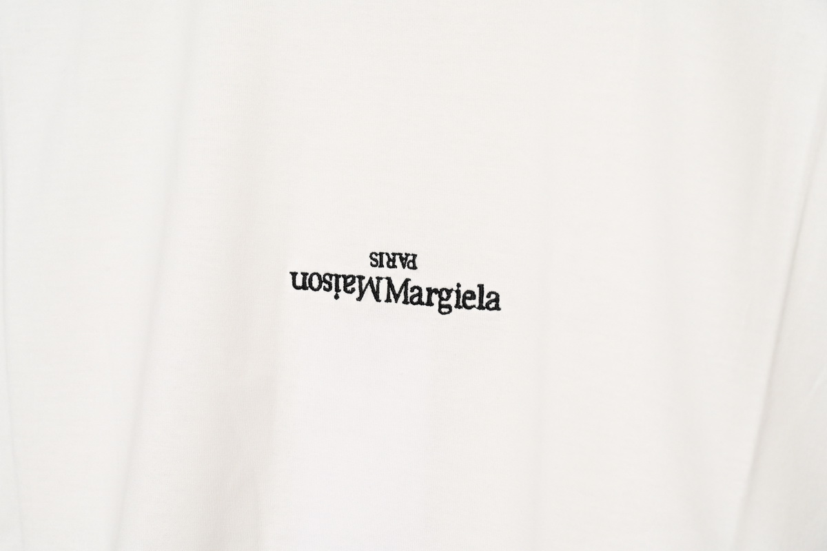 Mason Margiel letter logo print round neck pullover T-shirt White