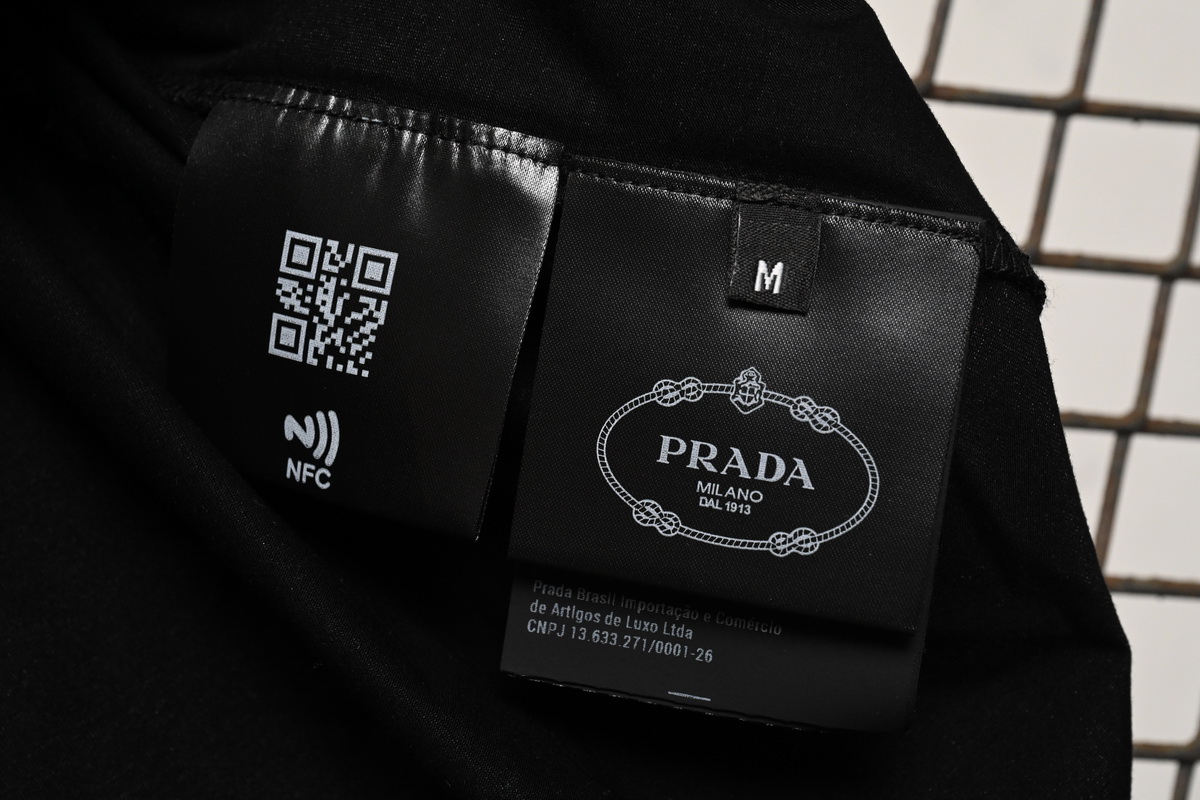 Prada Solid Color Logo Print Round Neck Short Sleeve T-Shirt Black