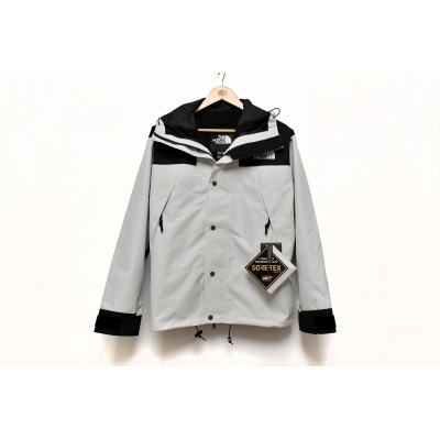 TheNorthFace Gray and White 01