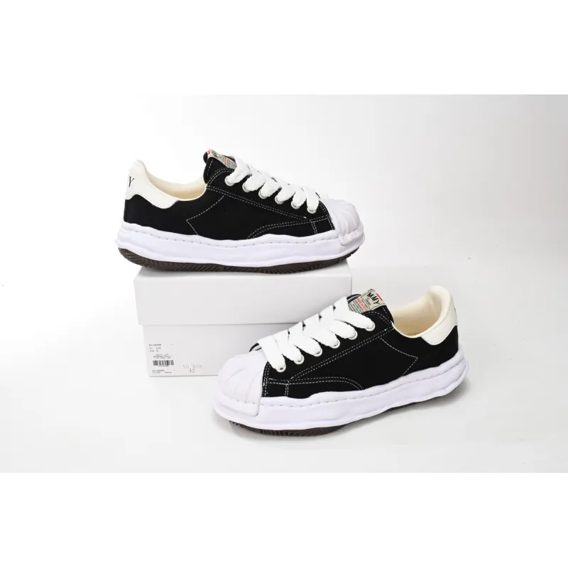 Mihara Yasuhiro Black And White  NO.703