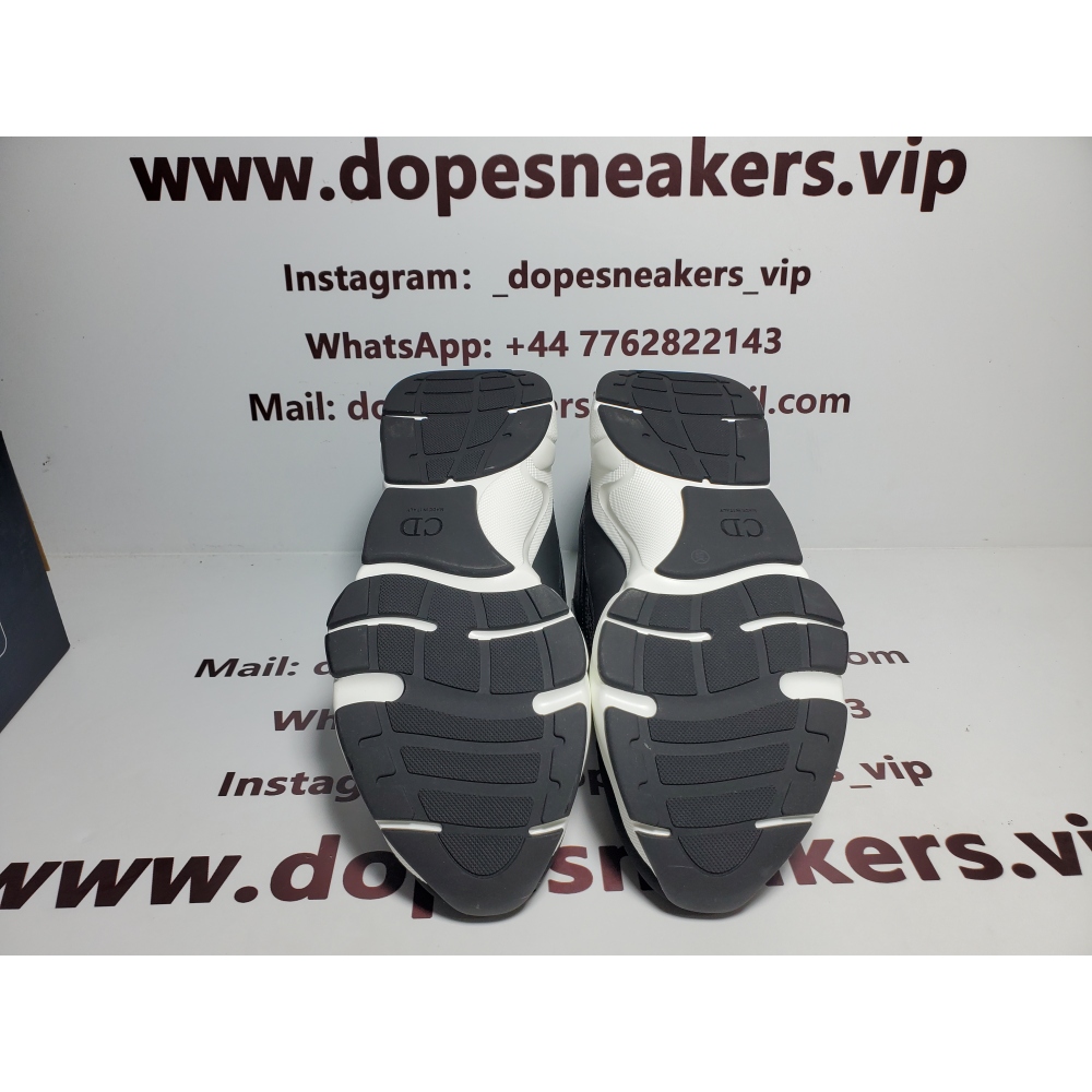 Dior B22 Black 3SN231ZHM_H960