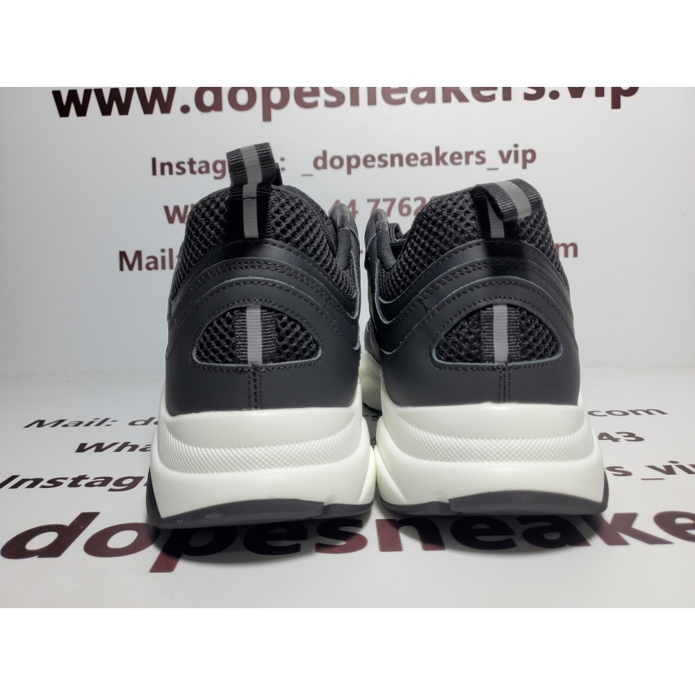 Dior B22 Black 3SN231ZHM_H960
